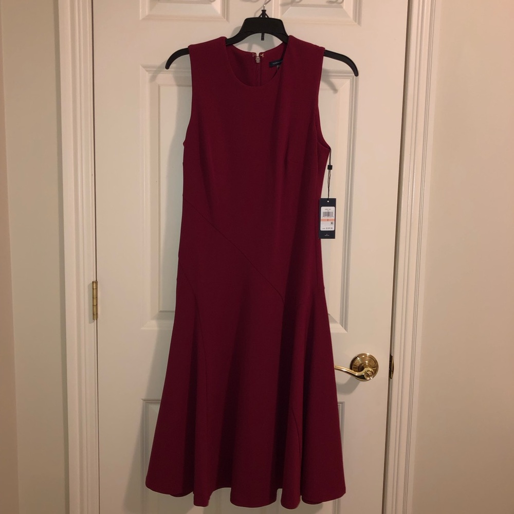 Tommy Hilfiger Shift Dress in Wine
